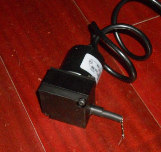 模拟量输出拉线编码器LEC150-1500